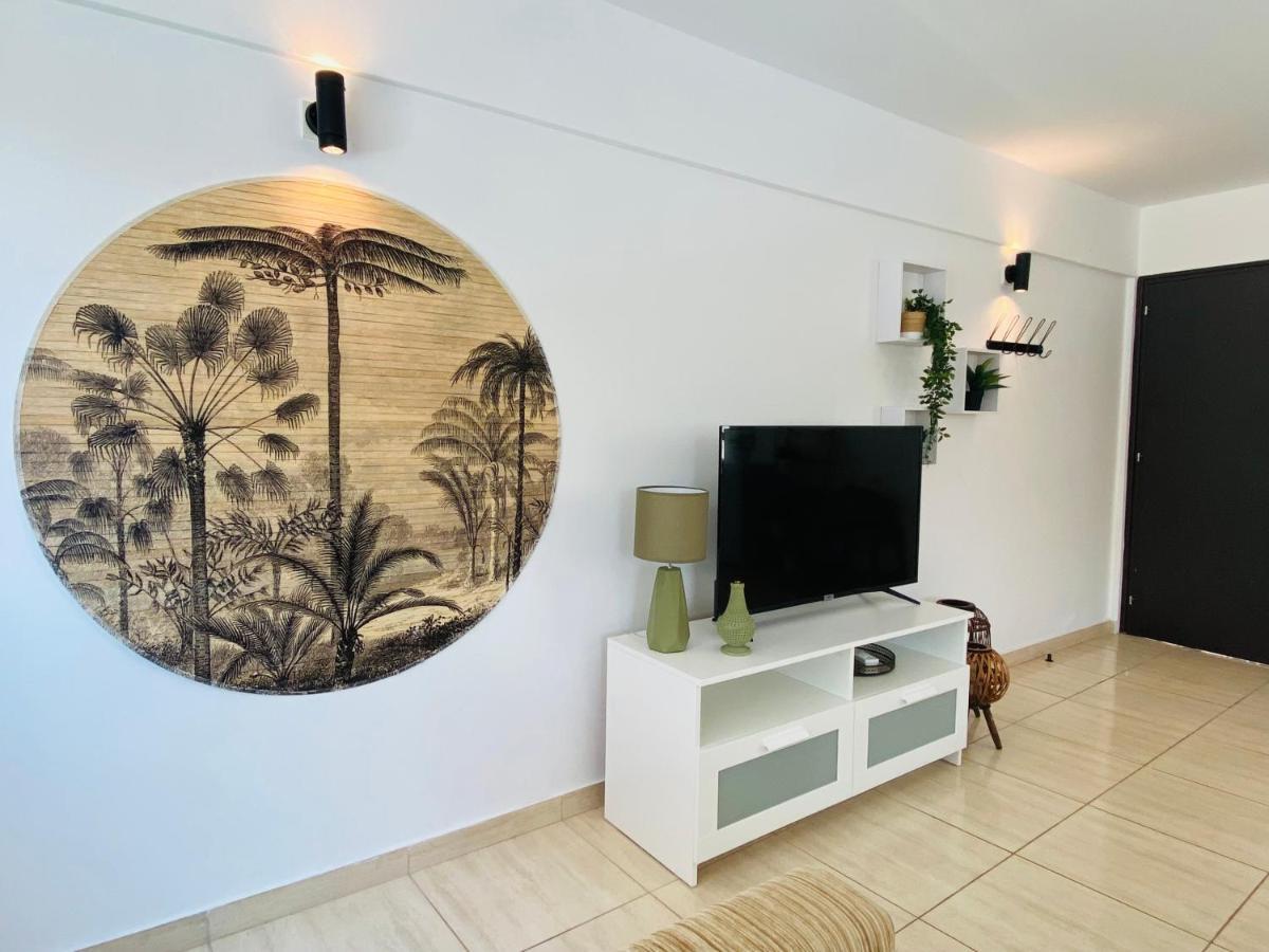 Serena'S 2-Br Apartment In Larnaca Dış mekan fotoğraf